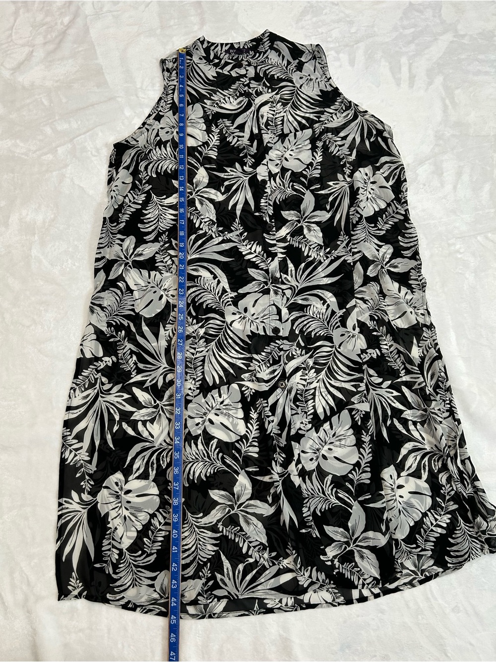 Roaman’s Plus Size 22W Tropical Leaf Sleeveless top - Picture 6 of 7